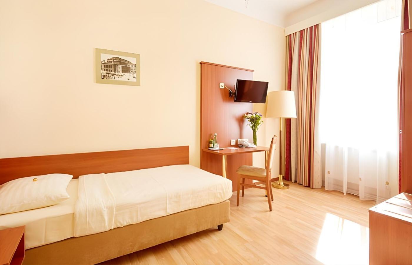 Hotel Mozart Vienna Esterno foto